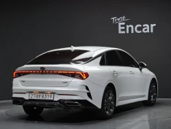 Kia K5 1